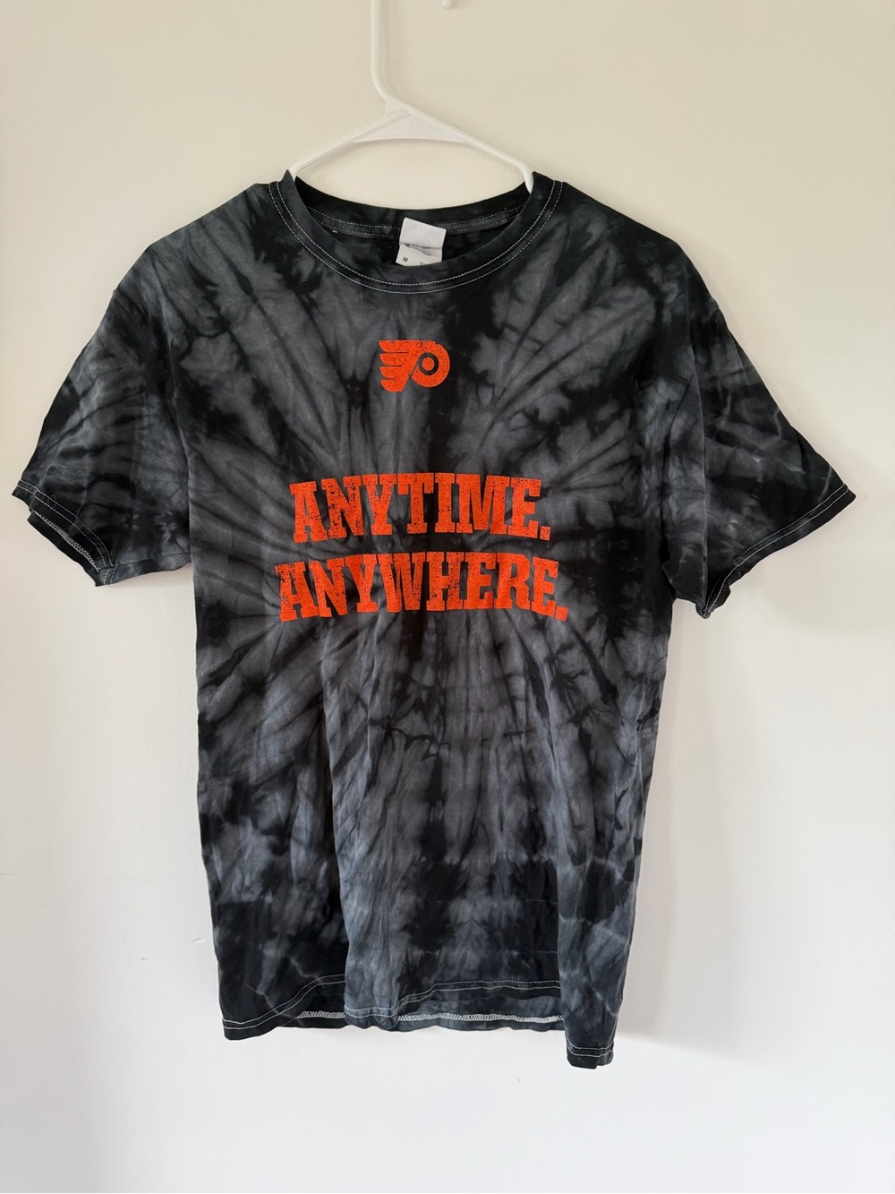 Philadelphia Flyers Tie-Dye Graphic Tee